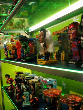 Illustration for article titled There Were Video Game Bobbleheads In Here Somewhere